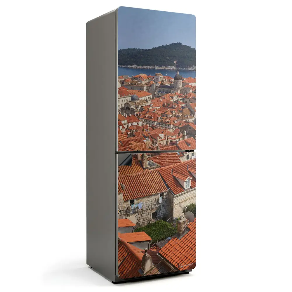 Magnet na ledničku Přímořské město ve střechách