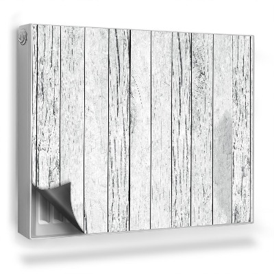 Magnetický kryt na radiátor Tenké dřevěné desky natřené na bílo