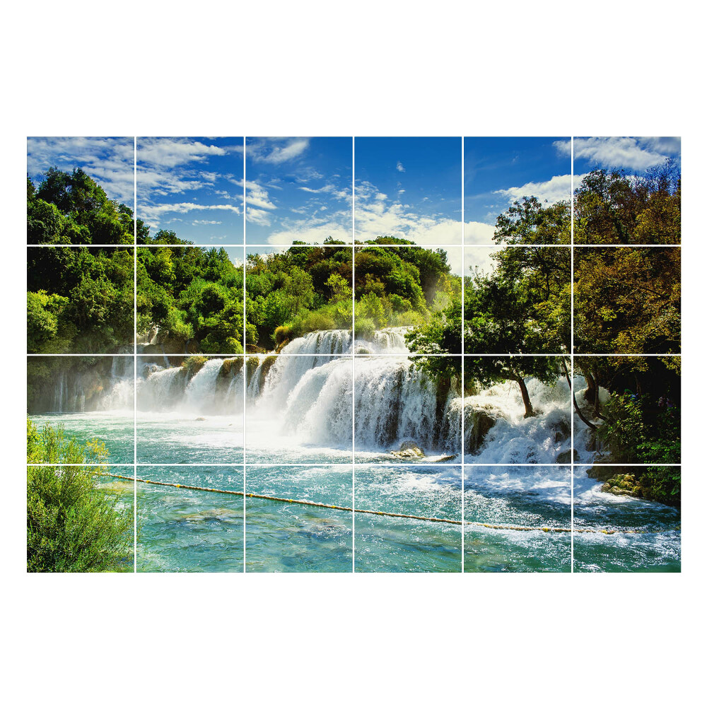 Nálepka na dlaždice Vodopád obklopený přírodou
