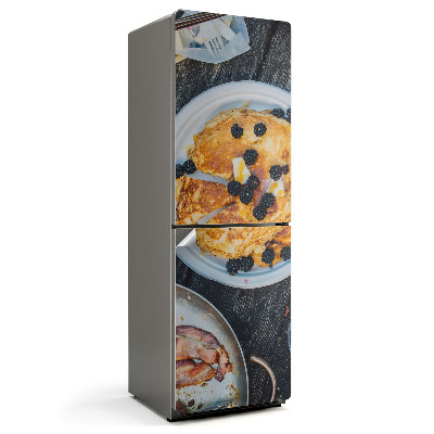 Fototapeta na chladničku Lahodné palačinky s ovocem