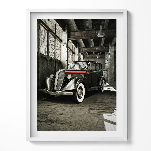 Obraz v rámu Klasické auto ve staré továrně