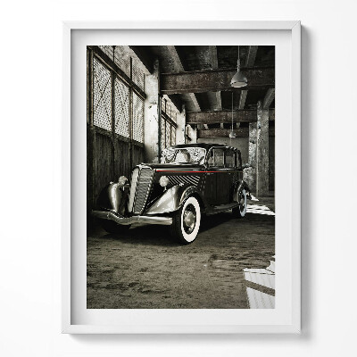 Obraz v rámu Klasické auto ve staré továrně