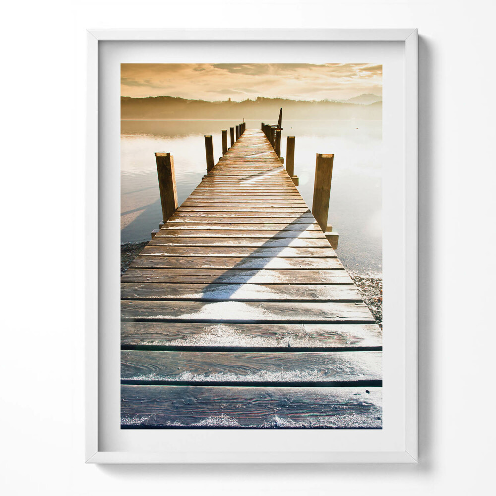 Obraz v rámu Dřevěný most přes vodu
