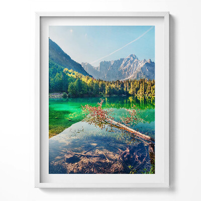 Obraz v rámu Krajina horského jezera mezi stromy