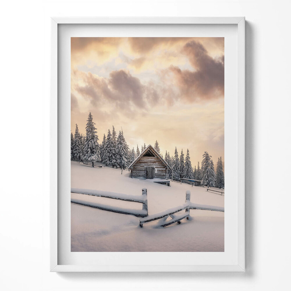 Obraz v rámu Krajina horské chaty v zimě a při západu slunce