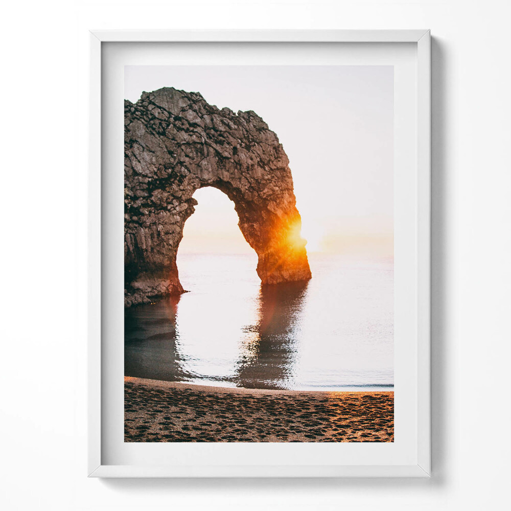 Obraz v rámu Přímořské skály, pláž a slunce