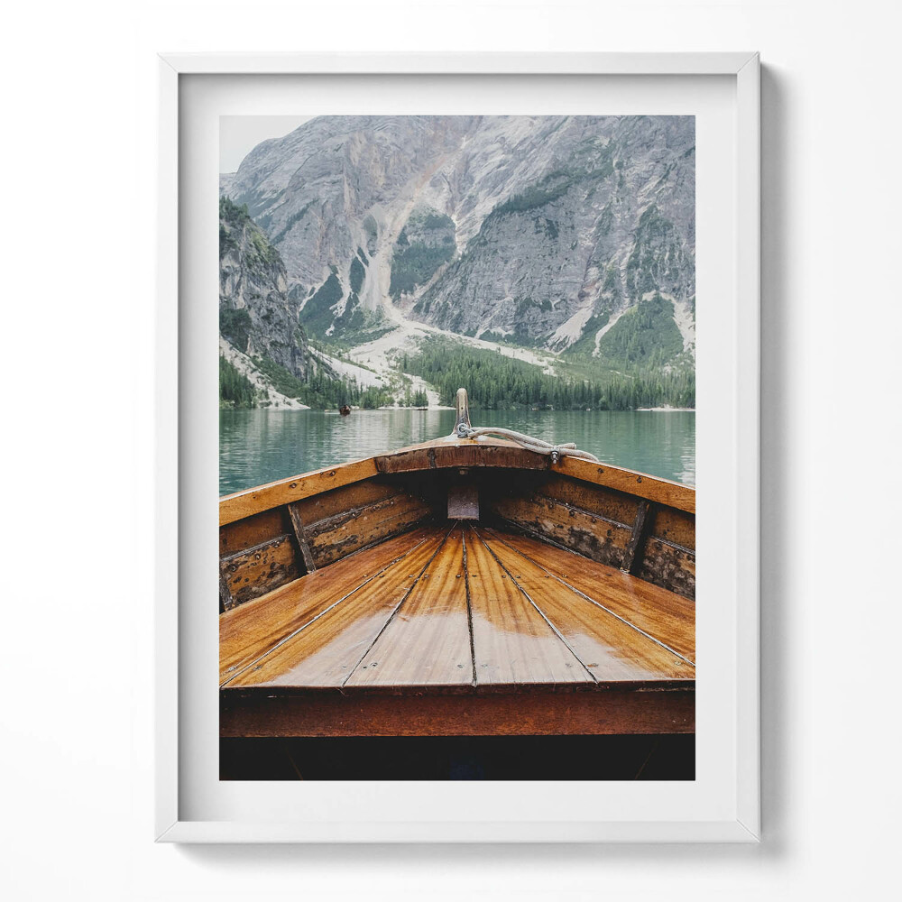 Obraz v rámu Pohled z lodi na horské jezero