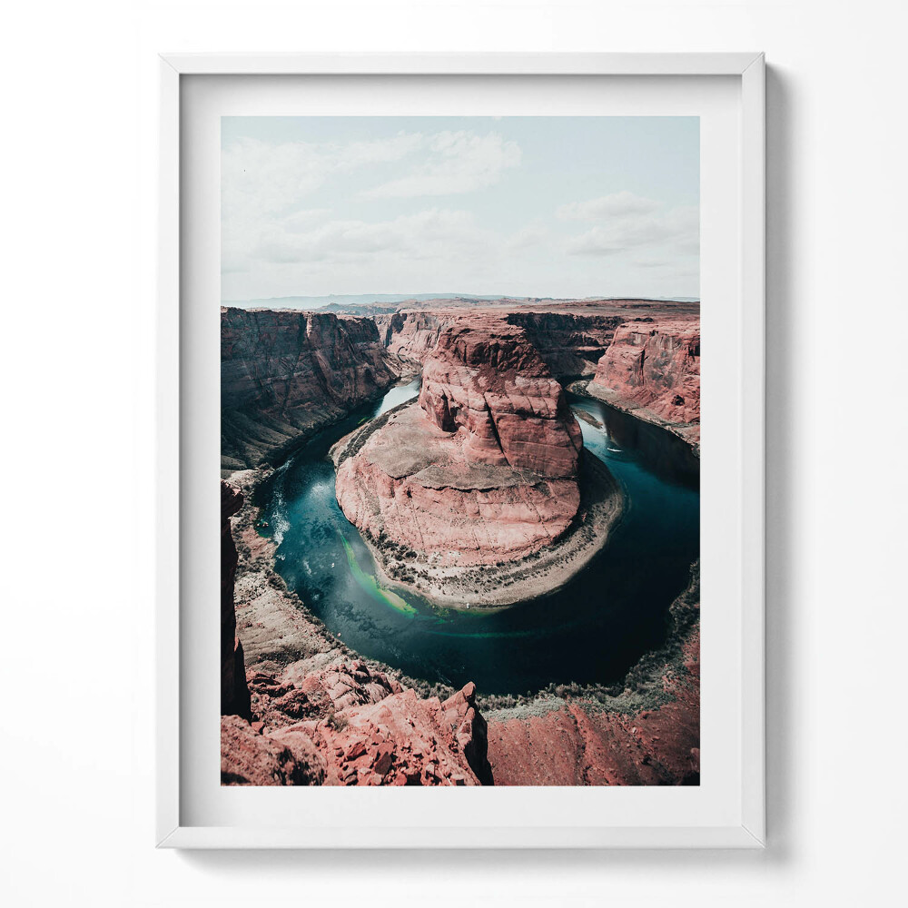 Obraz v rámu Krajina řeky a útesu