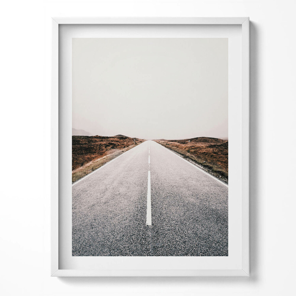 Obraz v rámu Prázdná rovná asfaltová cesta