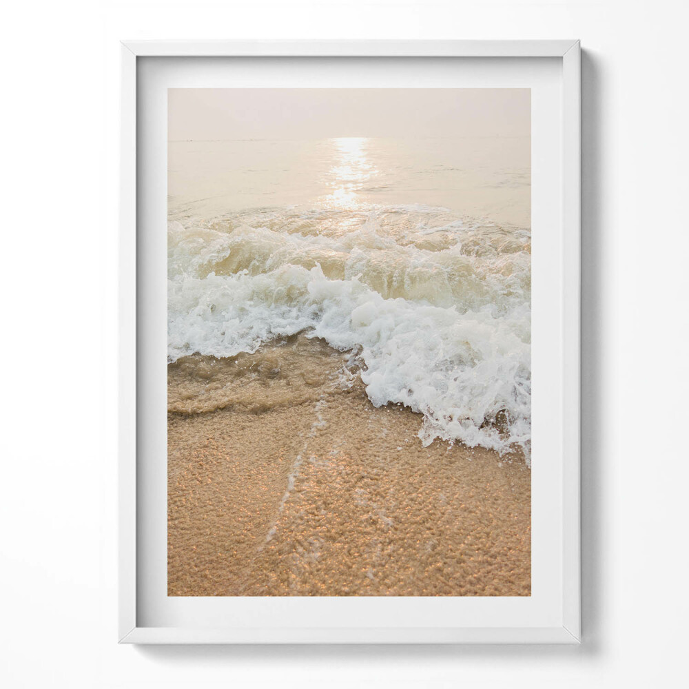 Obraz v rámu Vodní vlny na pláži v sépie