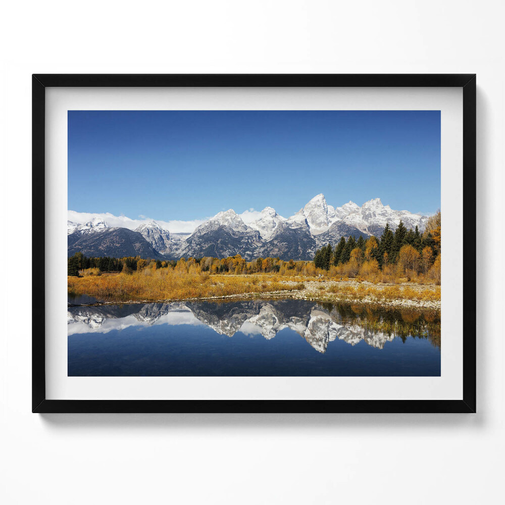 Obraz s rámem Horské jezero a podzimní stromy