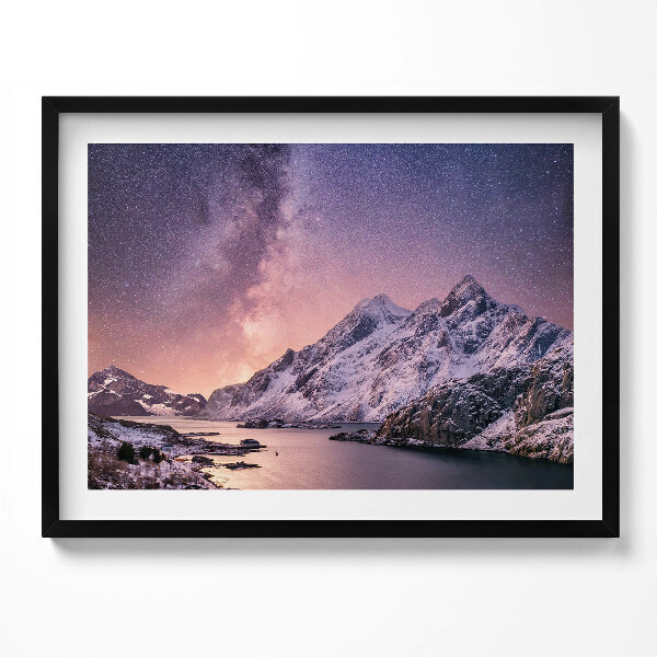 Obraz s rámem Aurora a hvězdná obloha nad horami