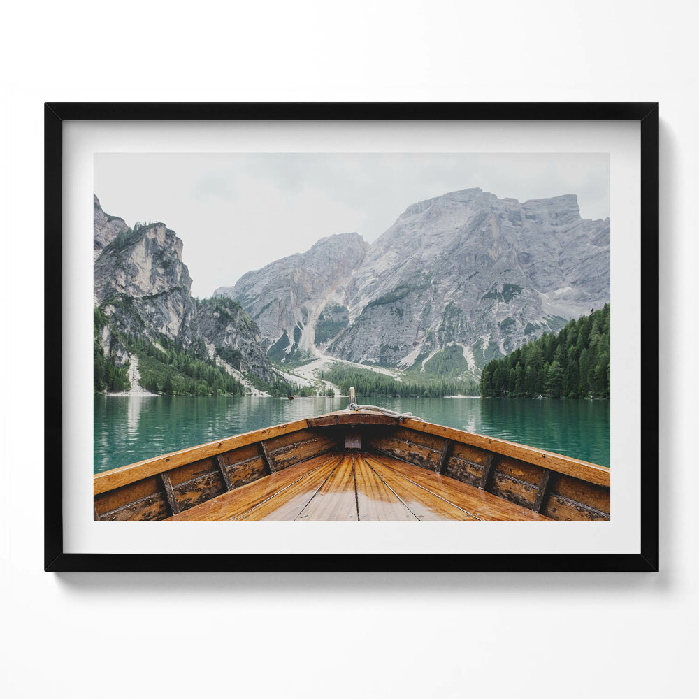 Obraz s rámem Pohled z lodi na horské jezero