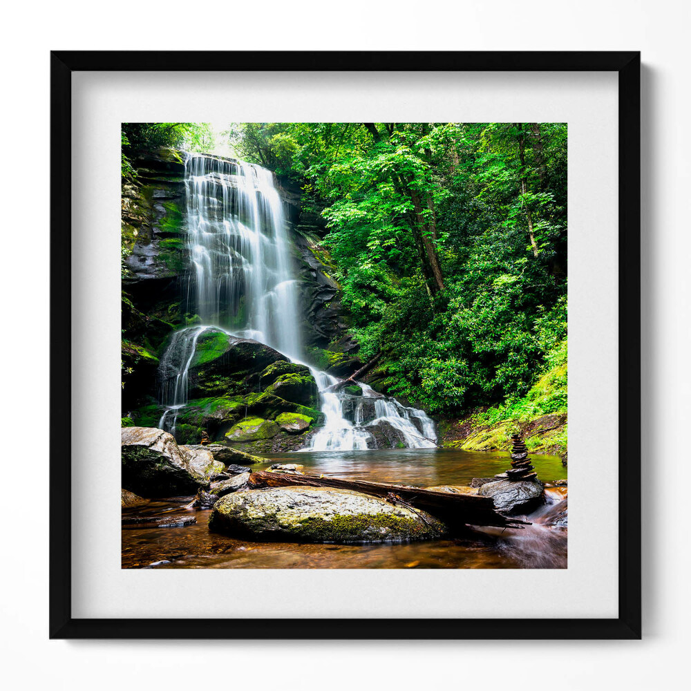Obraz v rámu efektivní Lesní vodopád