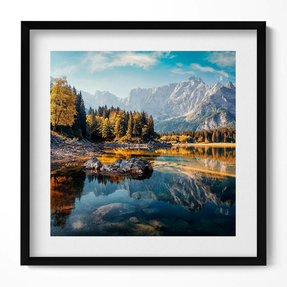 Obraz v rámu efektivní Krásná horská krajina s jezerem