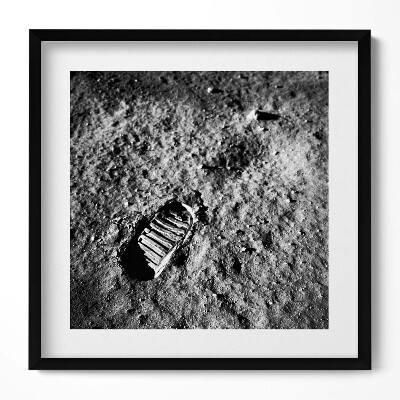 Obraz v rámu efektivní Fotografie První krok na Měsíci od NASA