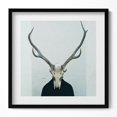 Obraz v rámu efektivní Muž s jelení lebkou