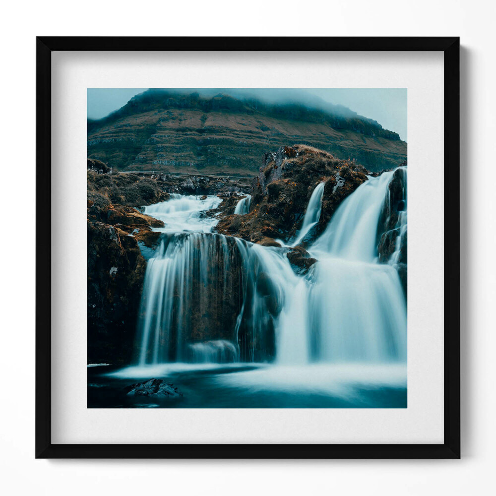 Obraz v rámu efektivní Fotografie horského vodopádu