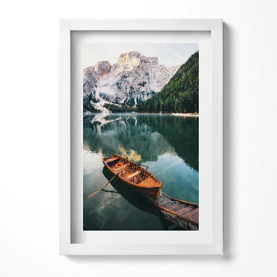 Obraz s rámem elegantní Krajina lodi na jezeře v horách