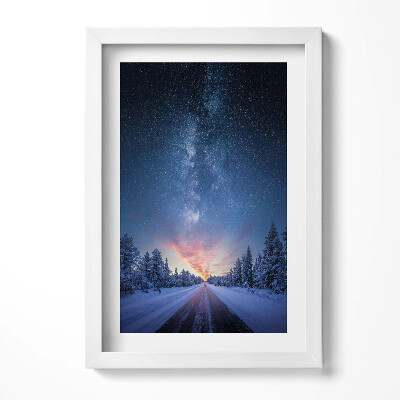 Obraz s rámem elegantní Krajina - zimní silnice a hvězdná obloha