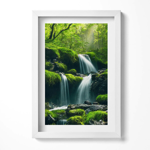 Obraz s rámem elegantní Vodopády uprostřed lesa