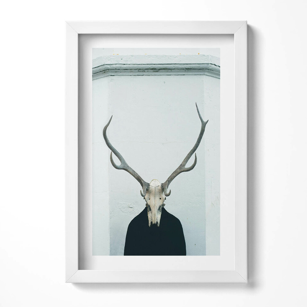 Obraz s rámem elegantní Muž s jelení lebkou