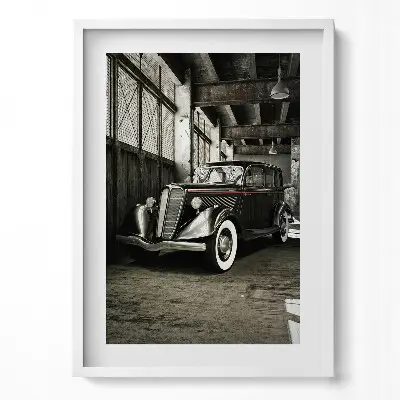 Obraz v rámu dekorativní Klasické auto ve staré továrně
