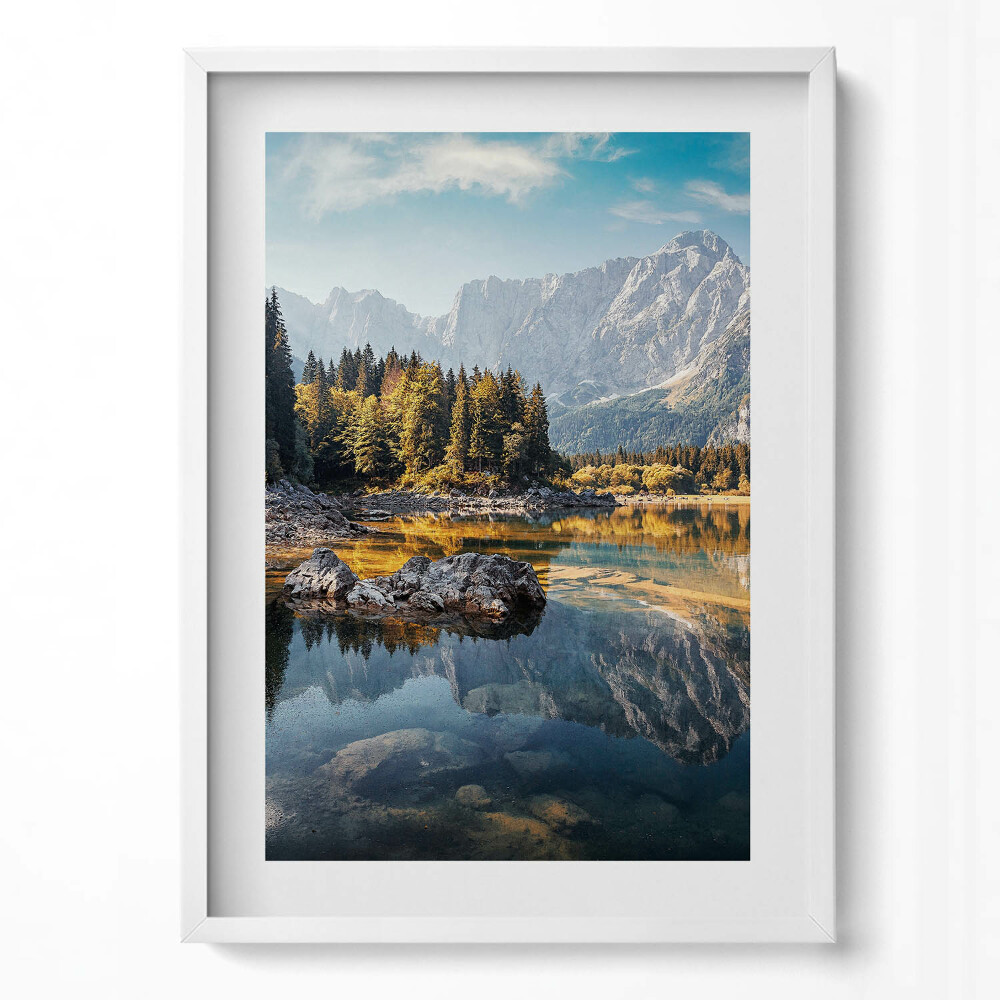 Obraz v rámu dekorativní Krásná horská krajina s jezerem