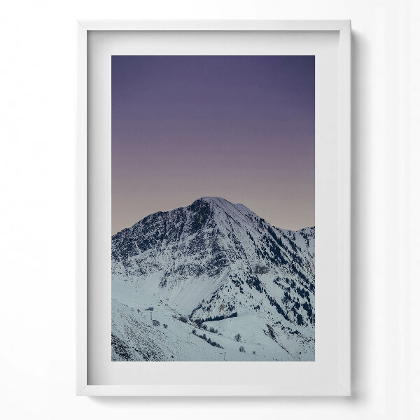 Obraz v rámu dekorativní Zasněžený vrchol hory za soumraku