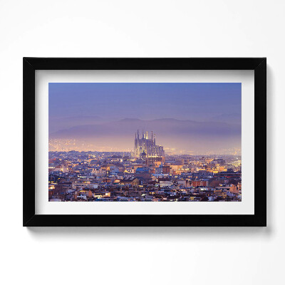 Obraz s rámem dekorativní Pohled na Barcelonu a Sagradu v noci