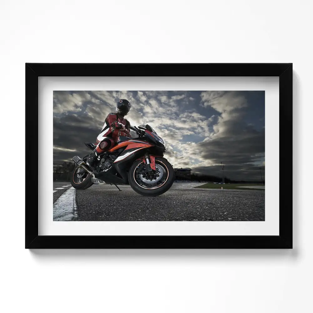 Obraz s rámem dekorativní Muž na motorce