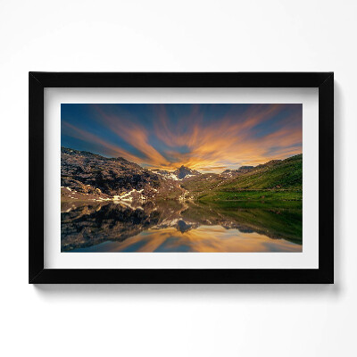 Obraz s rámem dekorativní Horské jezero a západ slunce