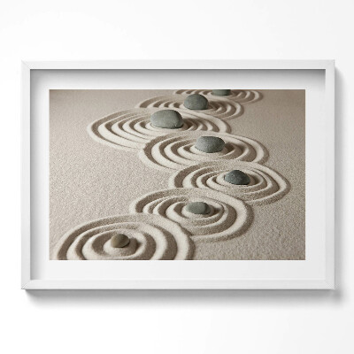 Obraz v rámu moderní Zen - kameny na pískových kruzích