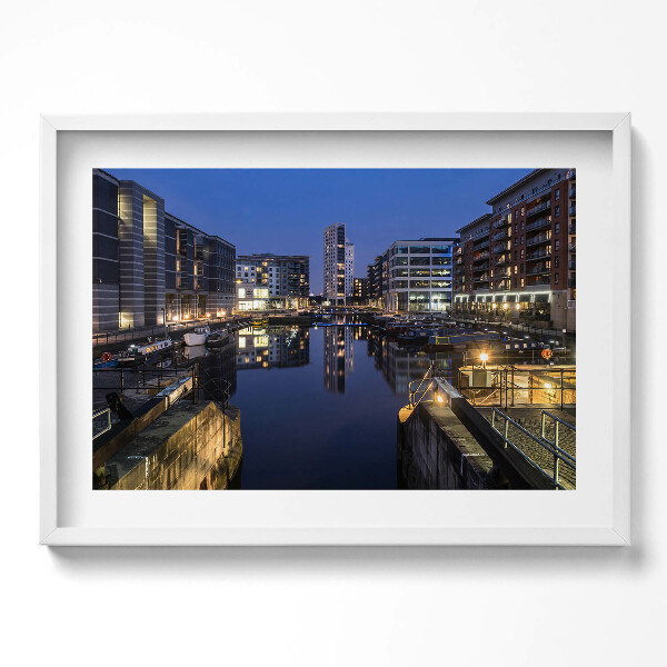 Obraz v rámu moderní Město Leeds v noci osvětlené