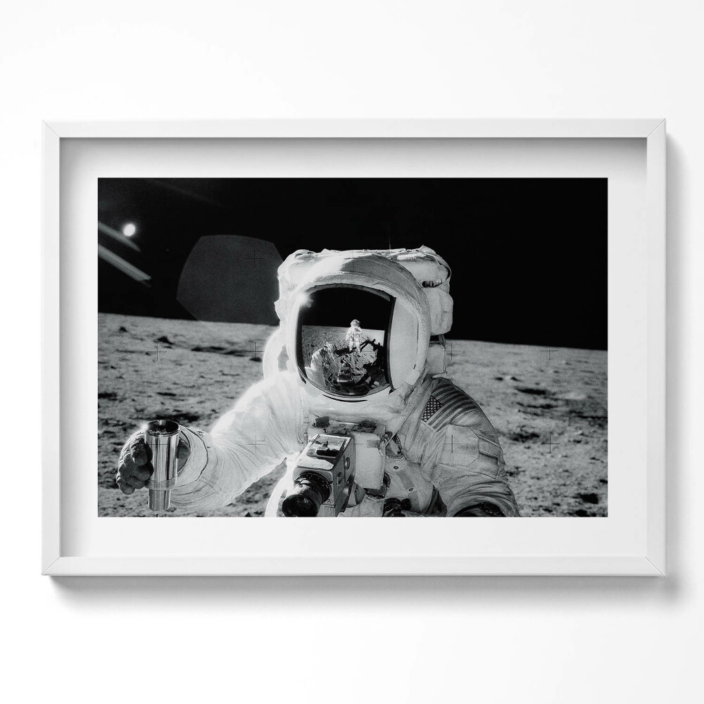 Obraz v rámu moderní Astronaut na Měsíci - foto NASA