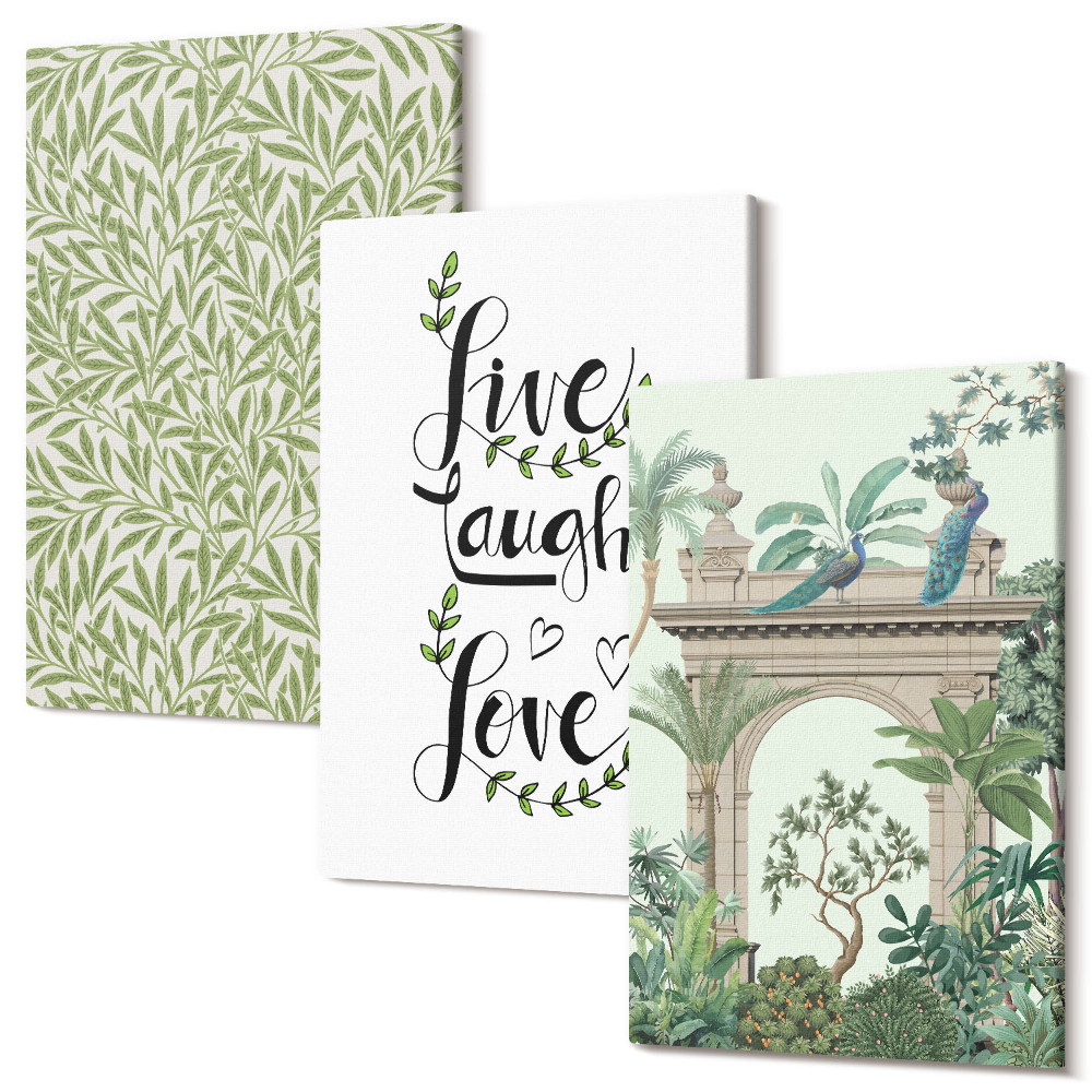 Sada obrazů triptych Zelené listy, nápisy a exotické rostliny v architektuře