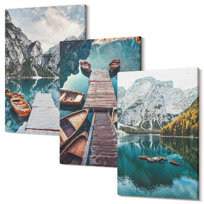 Sada 3 obrazů Jezero s dřevěnými moly a horami