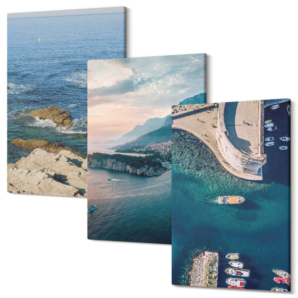 Sada obrazů triptych Výhled na moře s útesy a horskými přístavy
