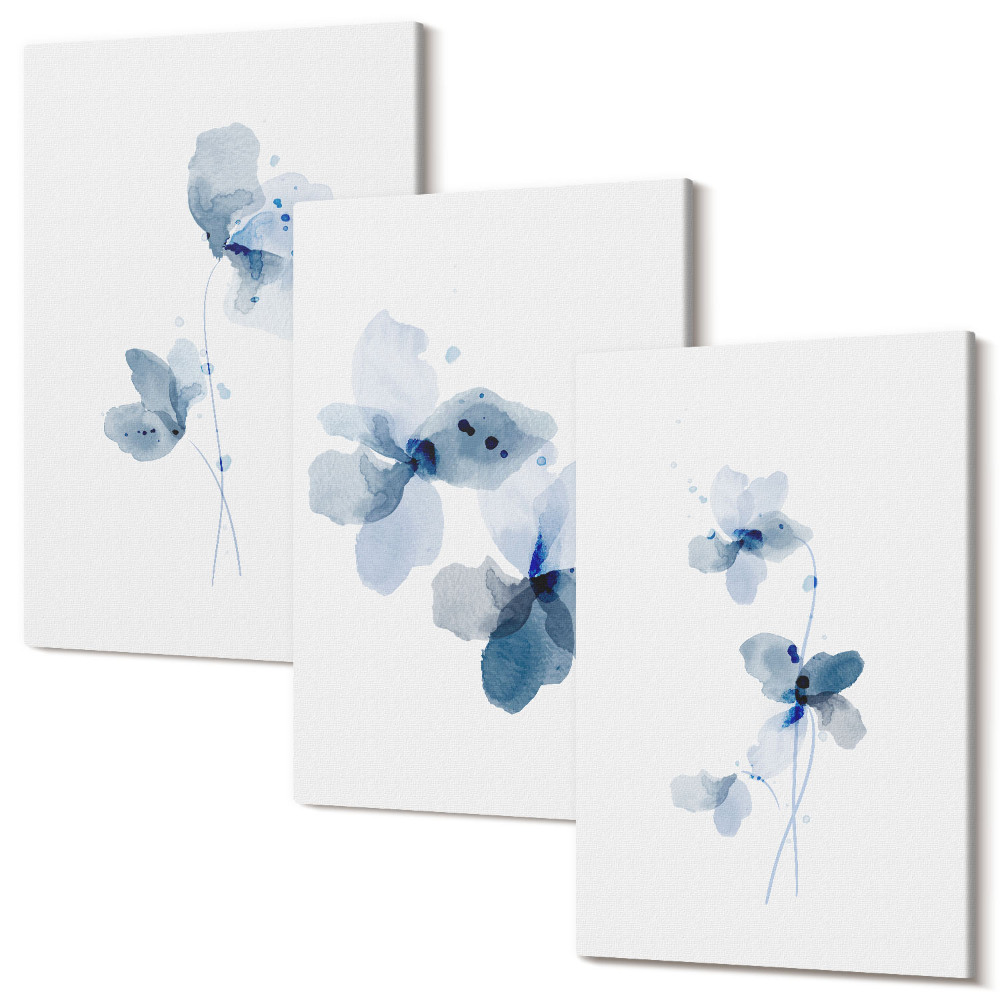 Sada obrazů triptych Květiny v odstínech modré na světlém pozadí