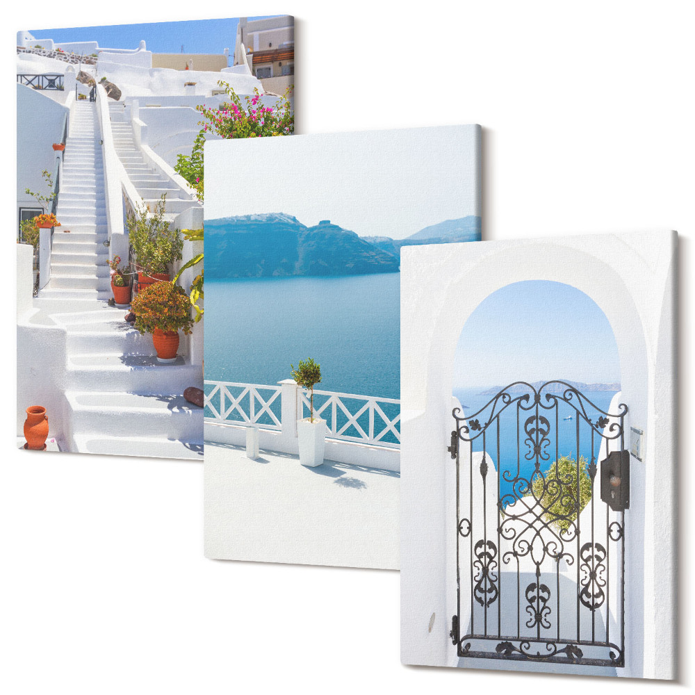 Sada 3 obrazů Bílé schody s rostlinami, výhledem na moře a bránou