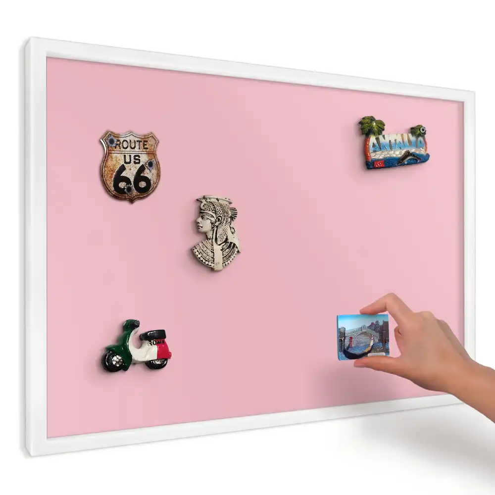 Magnetická kuchyňská tabule v jemně růžovém provedení