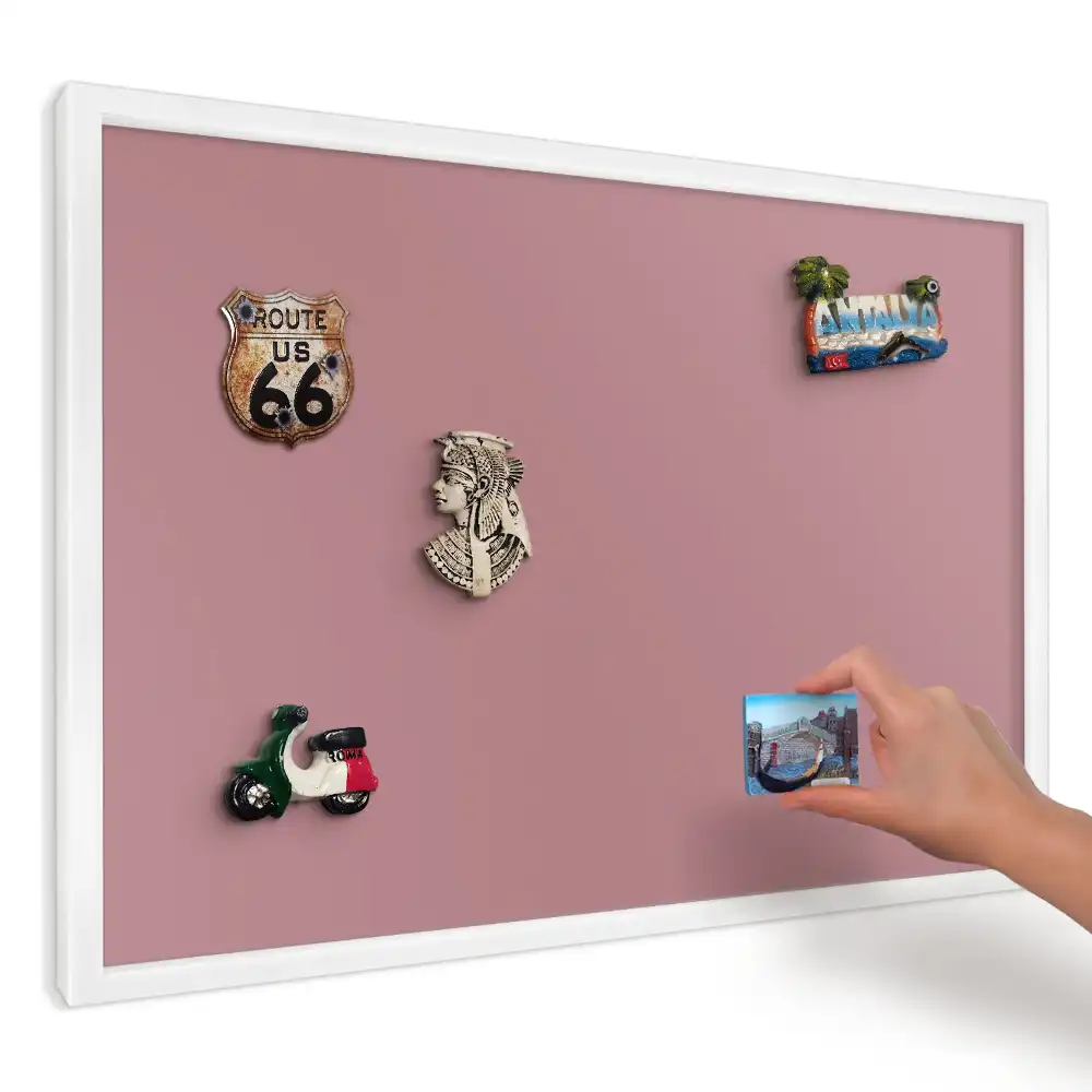 Magnetická tabule do kuchyně s růžovým minimalistickým pozadím