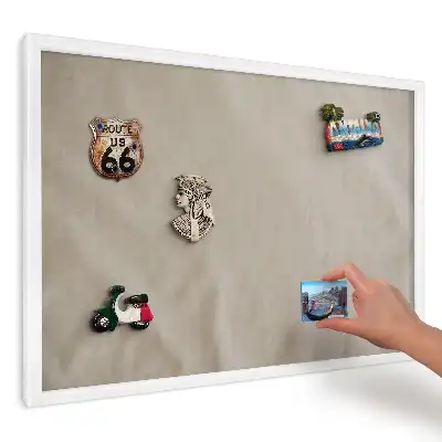 Magnetická tabule s jemným béžovým povrchem