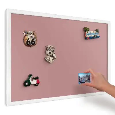 Magnetická tabule v minimalistickém růžovém stylu