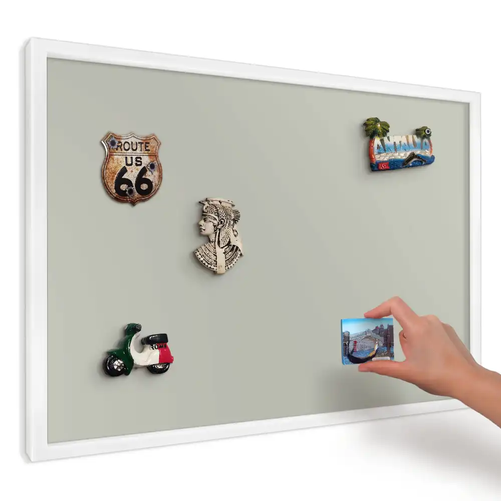 Magnetická tabule do kuchyně ve světle krémovém minimalistickém provedení