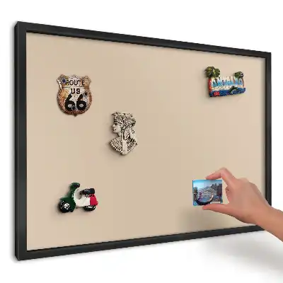 Magnetická tabule do kuchyně ve světle béžové barvě