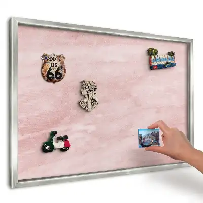 Magnetická tabule na magnety v jemně růžové barvě