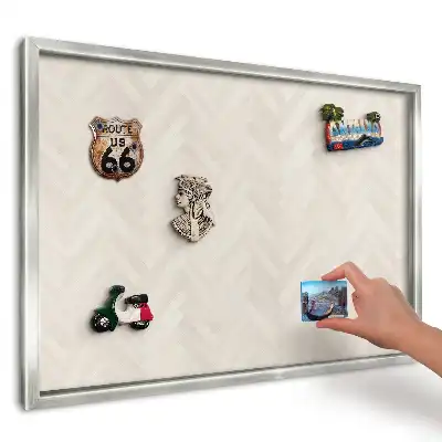 Nástěnná magnetická tabule s elegantním vzorem rybí kosti