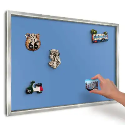 Magnetická nástěnná tabule v uklidňující modré barvě