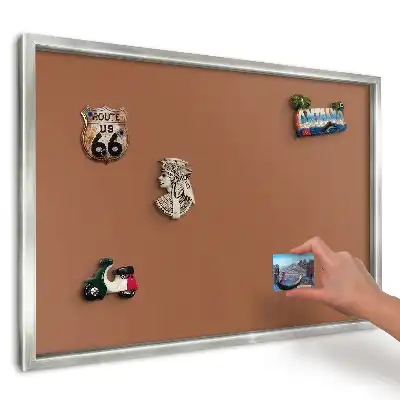 Nástěnná magnetická tabule s motivem teplé hnědé barvy
